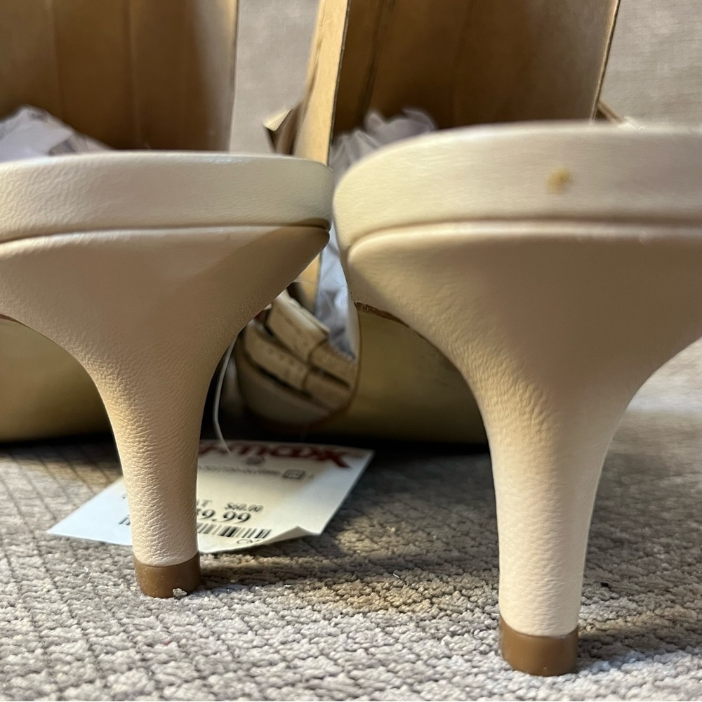 Marc Fisher Leather Nude Studded Pumps Mules size 7 NWT - Picture 8 of 15
